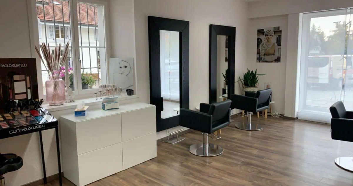 Hair & Face Design im Beauty House Mönchaltorf
